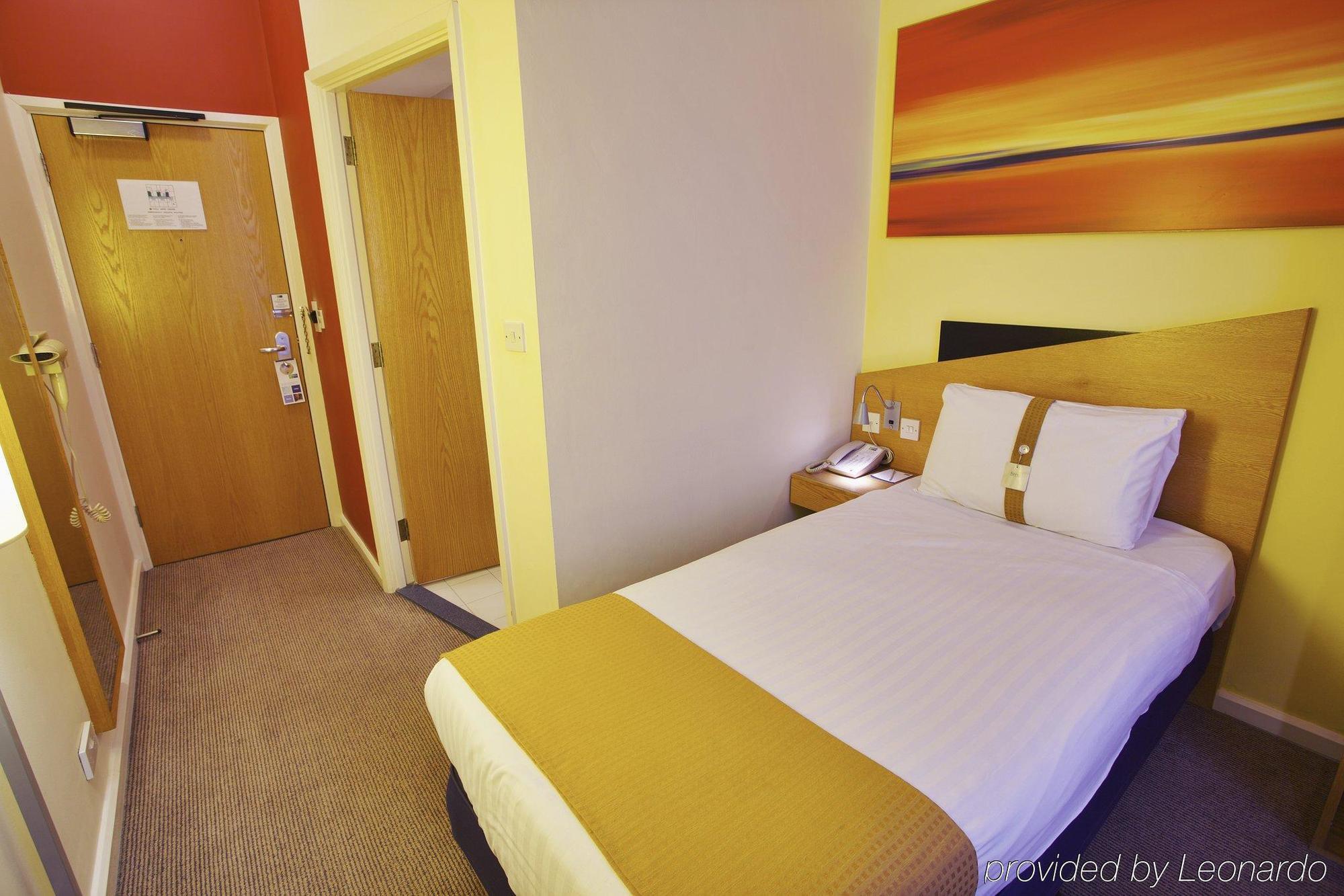 Express Victoria By Ihg 3*